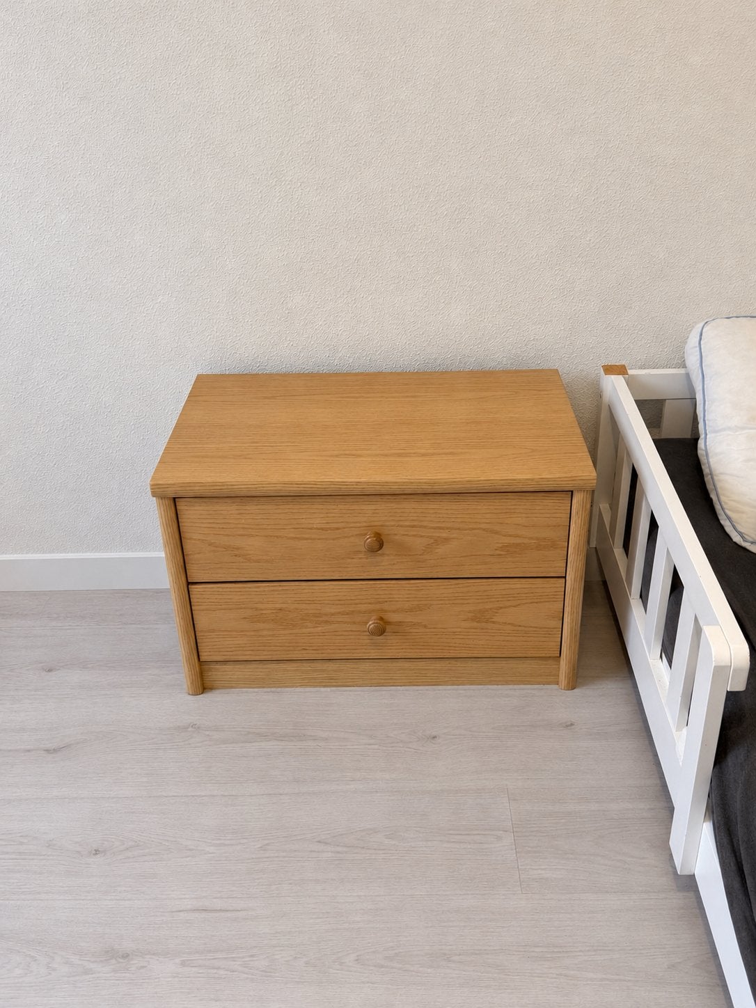 Laag nachtkastje met 2 lades - ideaal voor grondbed, Ophalen, Gebruikt, Minder dan 45 cm, Minder dan 55 cm