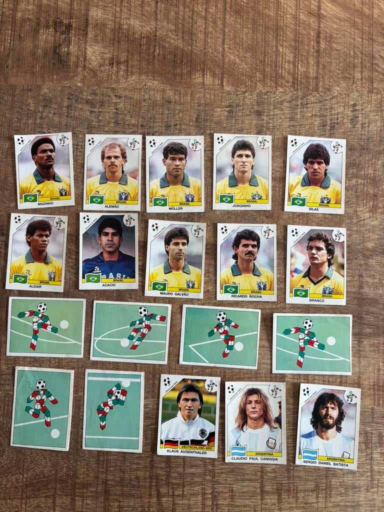 Panini WK voetbal 1990 Stickers, Verzamelen, Sportartikelen en Voetbal, Ophalen of Verzenden, Buitenlandse clubs, Poster, Plaatje of Sticker