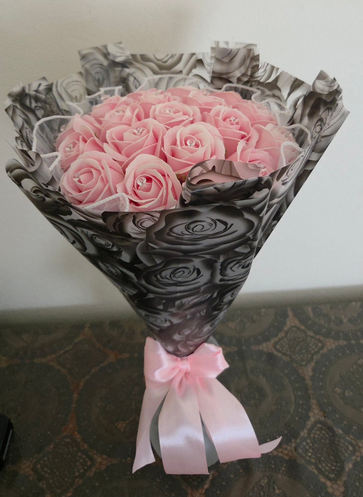 Rozen Boeket, Nieuw, Ophalen of Verzenden, 17 tot 18, Dame