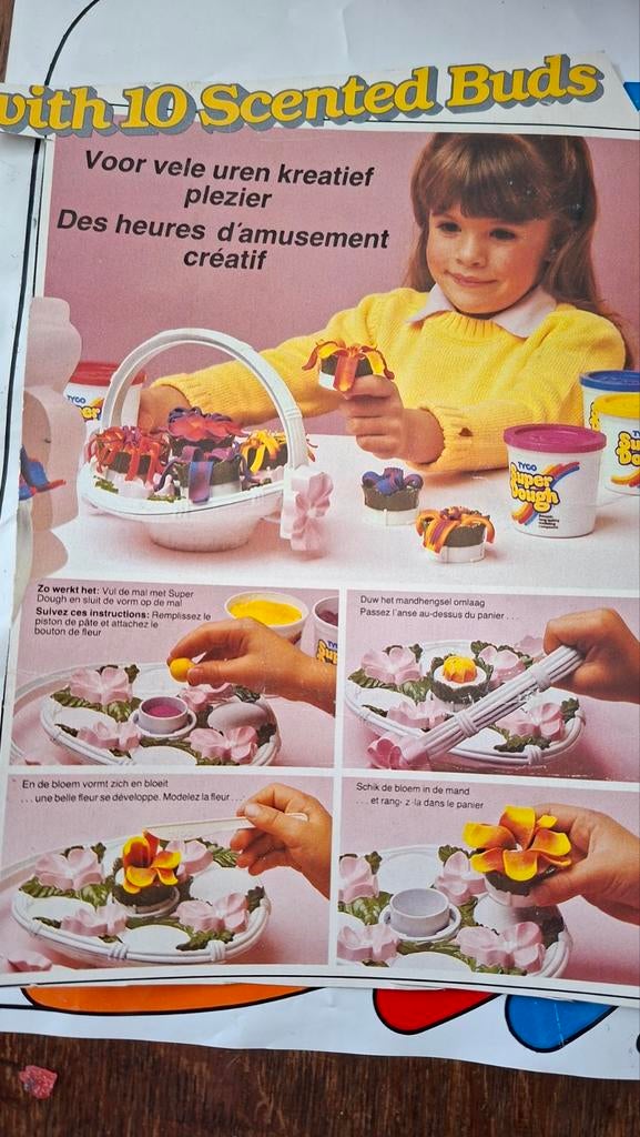 Bloemenfiguren maken met klei, Ophalen of Verzenden, Jongen of Meisje