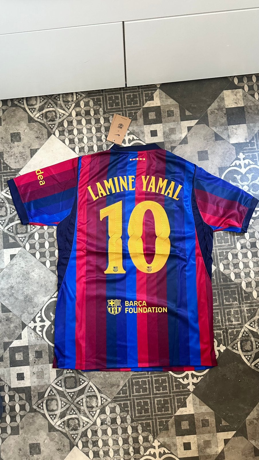 Lamine Yamal 10 Barcelona 26/27 Home Kit Size M, Maat M, Ophalen of Verzenden, Zo goed als nieuw, Shirt