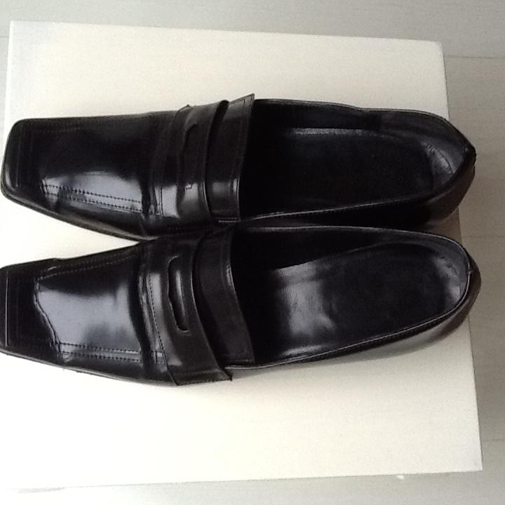 Van Dalen Mooie Zwarte Laklederen Pumps/Hakken, Kleding | Dames, Schoenen, Pumps, Zwart, Ophalen of Verzenden, Zo goed als nieuw