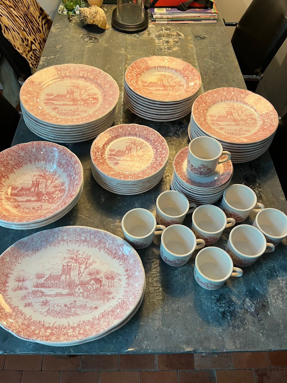 VINTAGE SERVIES ENGELS IRONSTONE OLD INNS, Antiek en Kunst, Antiek | Servies compleet, Ophalen