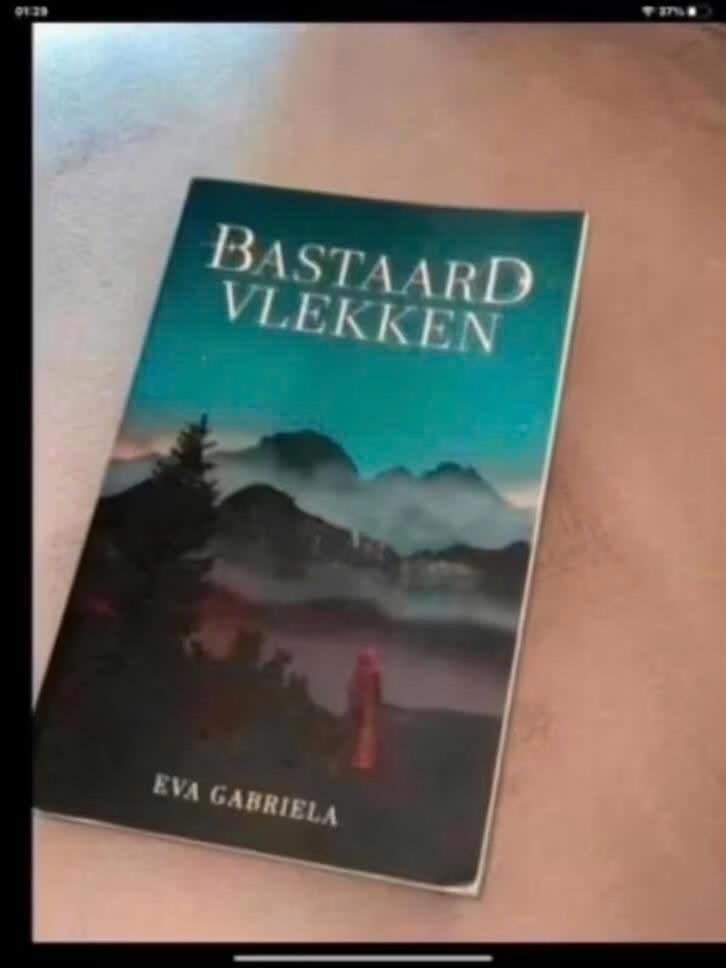 Bastaard vlekken, Verzenden, Zo goed als nieuw