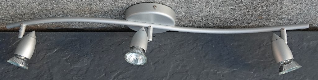 IKEA moderne vintage plafondlamp met 3 spots incl. lampjes, Huis en Inrichting, Lampen | Plafondlampen, Zilver, Inclusief lichtbron