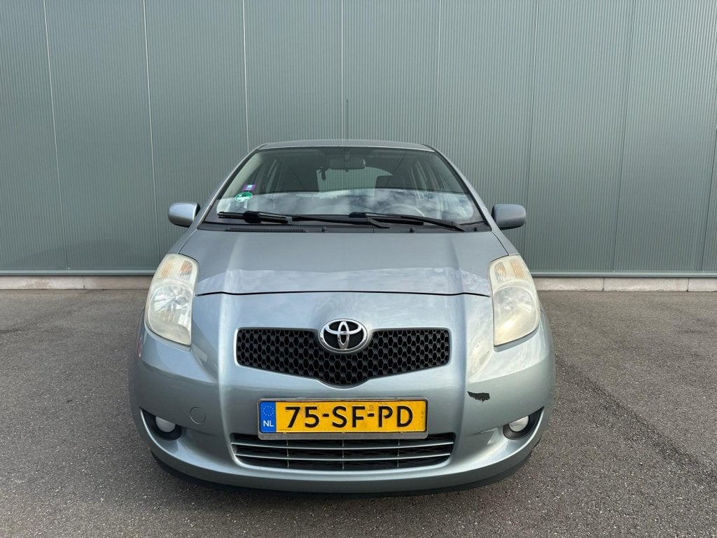 Toyota Yaris 1.3 VVTi Luna CLIMA AIRCO | TREKHAAK | NAP !, 40 €/maand, 4 cilinders, Verwarmde buitenspiegels, 995 kg