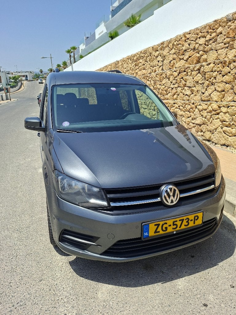 Volkswagen Caddy Combi 1.4 TSI 125pk Dsg-7 2018 Grijs, Auto's, Dealer onderhouden, 700 kg, Navigatiesysteem, Grijs