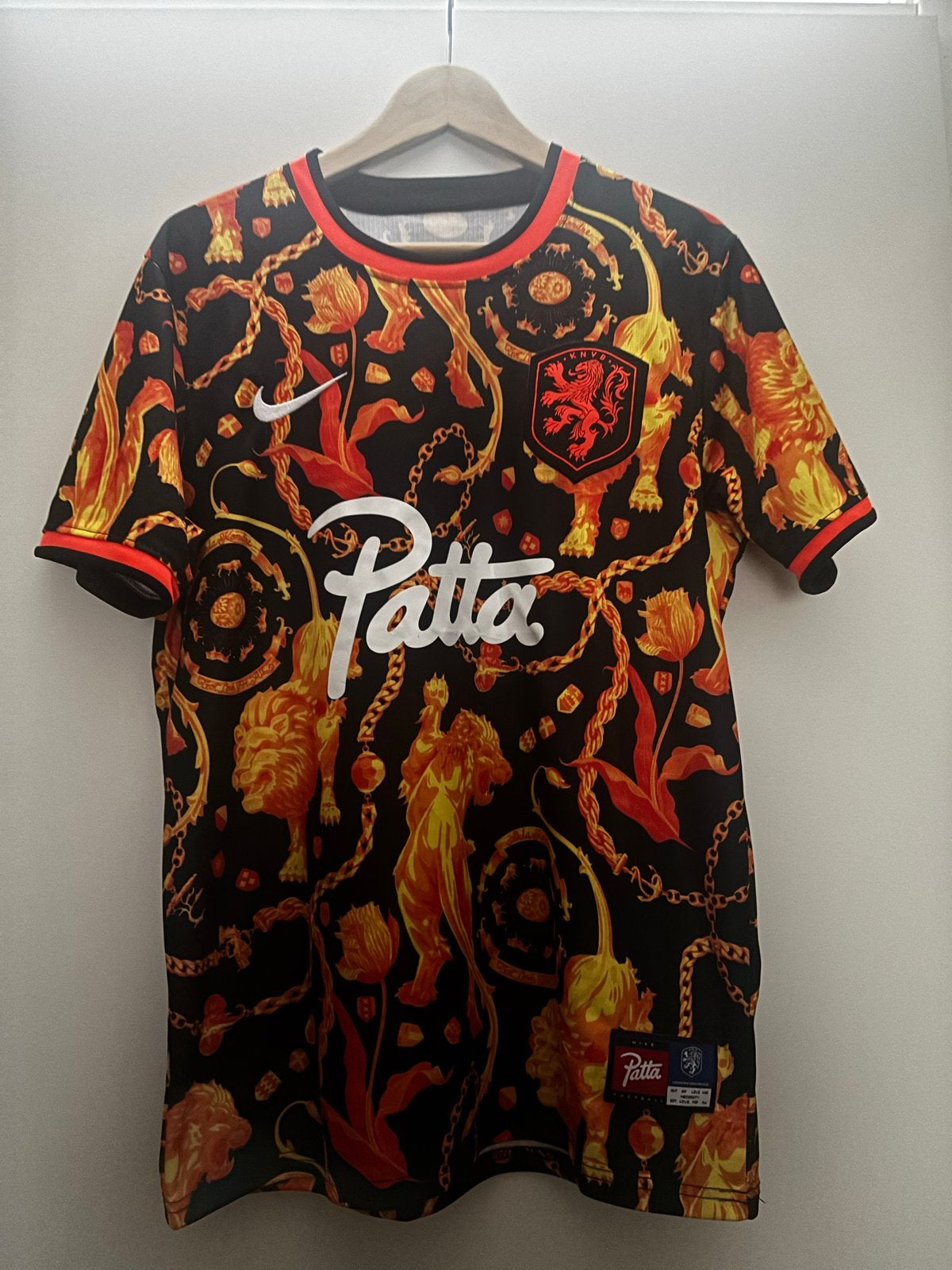 Nike Patta x KNVB Voetbalshirt Oranje  Maat L, Kleding | Heren, Maat 52/54 (L), Nieuw, Voetbal, Meerkleurig