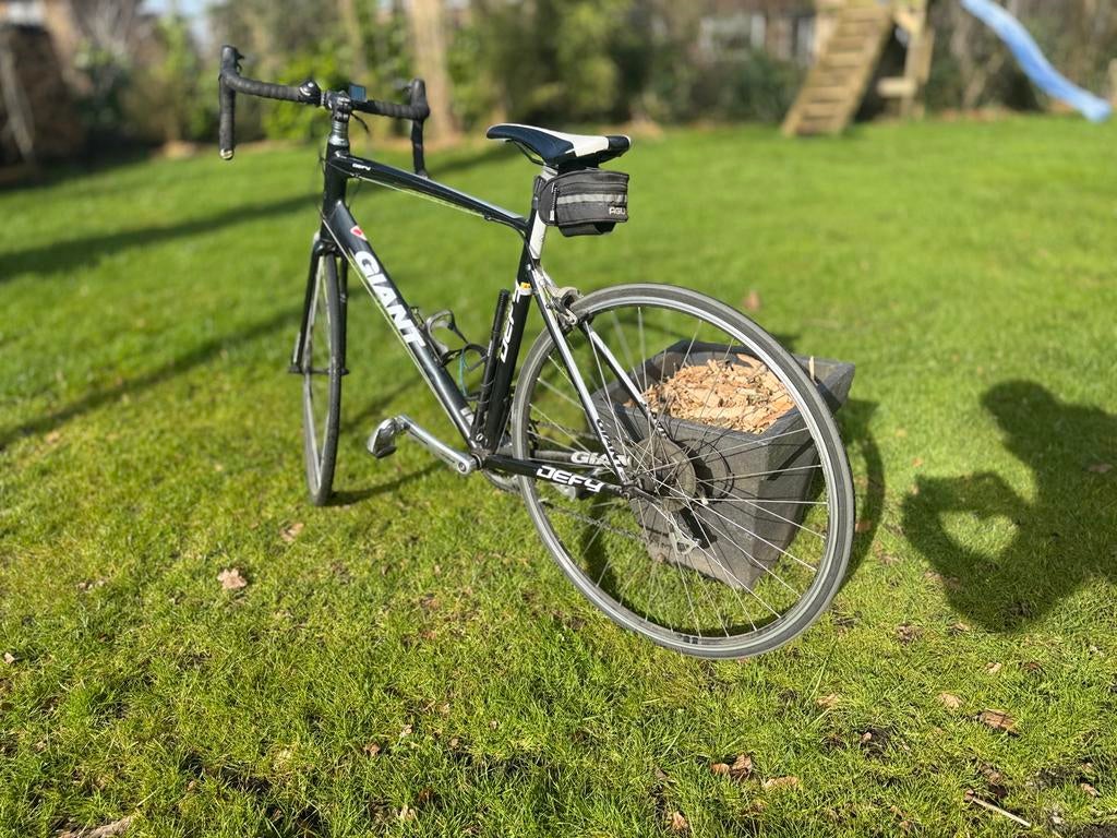 Giant Defy Herenracefiets – Zwart –Rijklaar in goede staat L, Fietsen en Brommers, Ophalen, Gebruikt, Aluminium, Giant