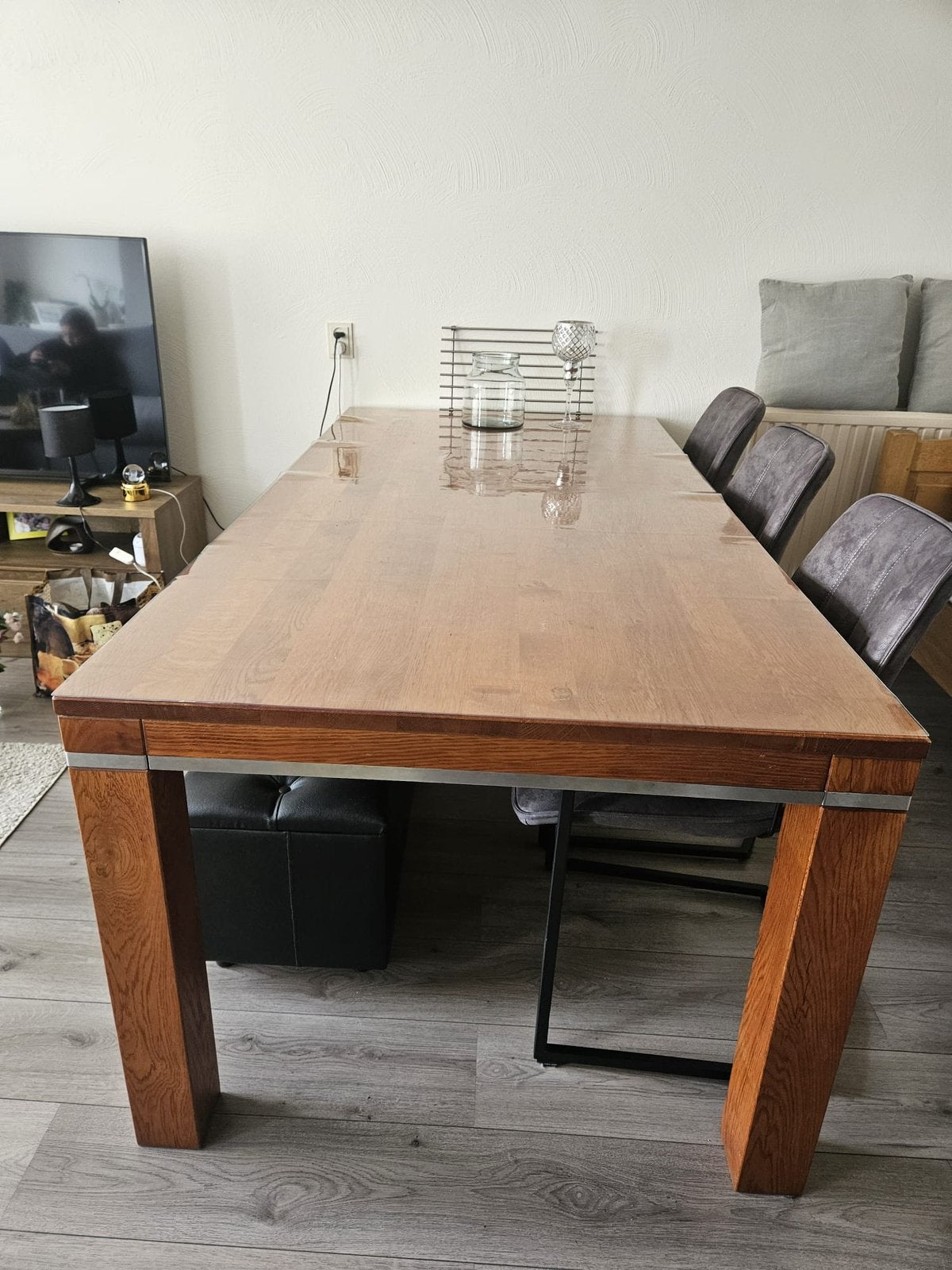 Eettafel Gratis ophalen, Huis en Inrichting, Tafels | Eettafels, Ophalen of Verzenden, Zo goed als nieuw, Rechthoekig, 50 tot 100 cm