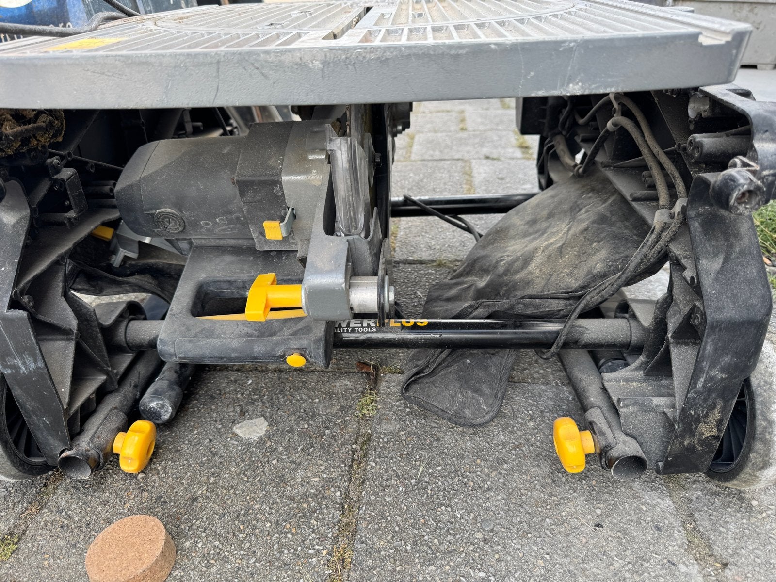 Powerplus X07587 Zaagtafel en Afkortzaag, Ophalen, Gebruikt, Afkortzaag