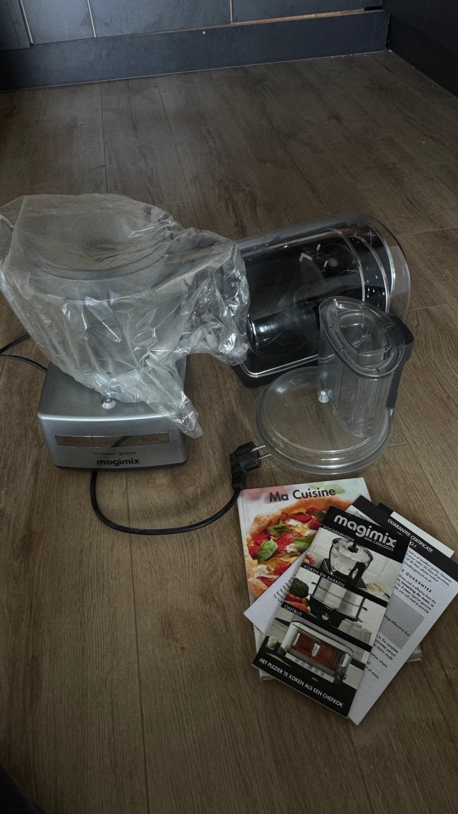 Magimix compact 3200xl auto, Minder dan 1 liter, Ophalen of Verzenden, Zo goed als nieuw, 1 snelheid