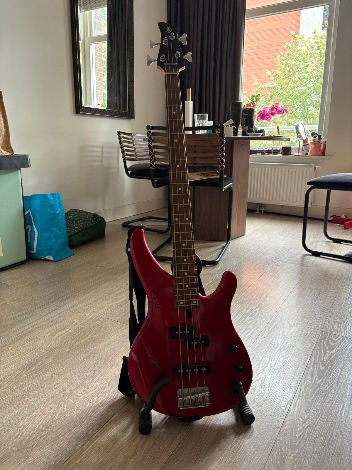 Yamaha TRBX174 Basgitaar - met koffer, Muziek en Instrumenten, Ophalen, Gebruikt, Elektrisch