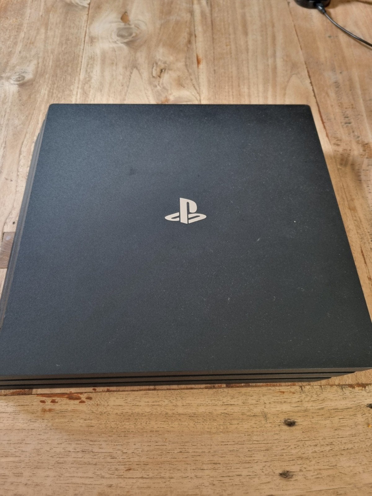 Ps4 pro met 4 controlers, Ophalen, 15 inch, 2 tot 3 Ghz