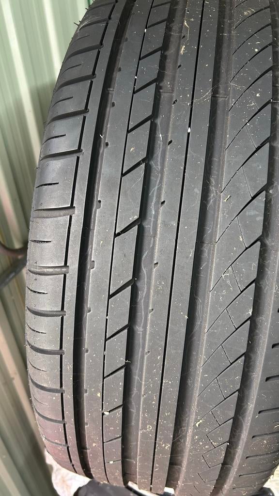 19 inch Hurricane velgen met bijna nieuwe banden 235/35R19, 19 inch, Gebruikt, Banden en Velgen, Ophalen of Verzenden