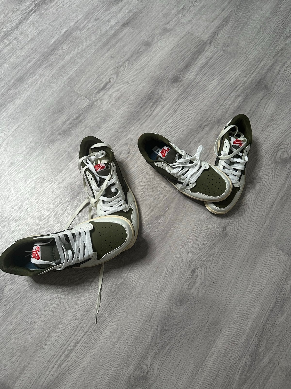 Nike Air Jordan 1 Low Travis Scott Olive, Ophalen, Zo goed als nieuw, Overige kleuren, Sneakers of Gympen