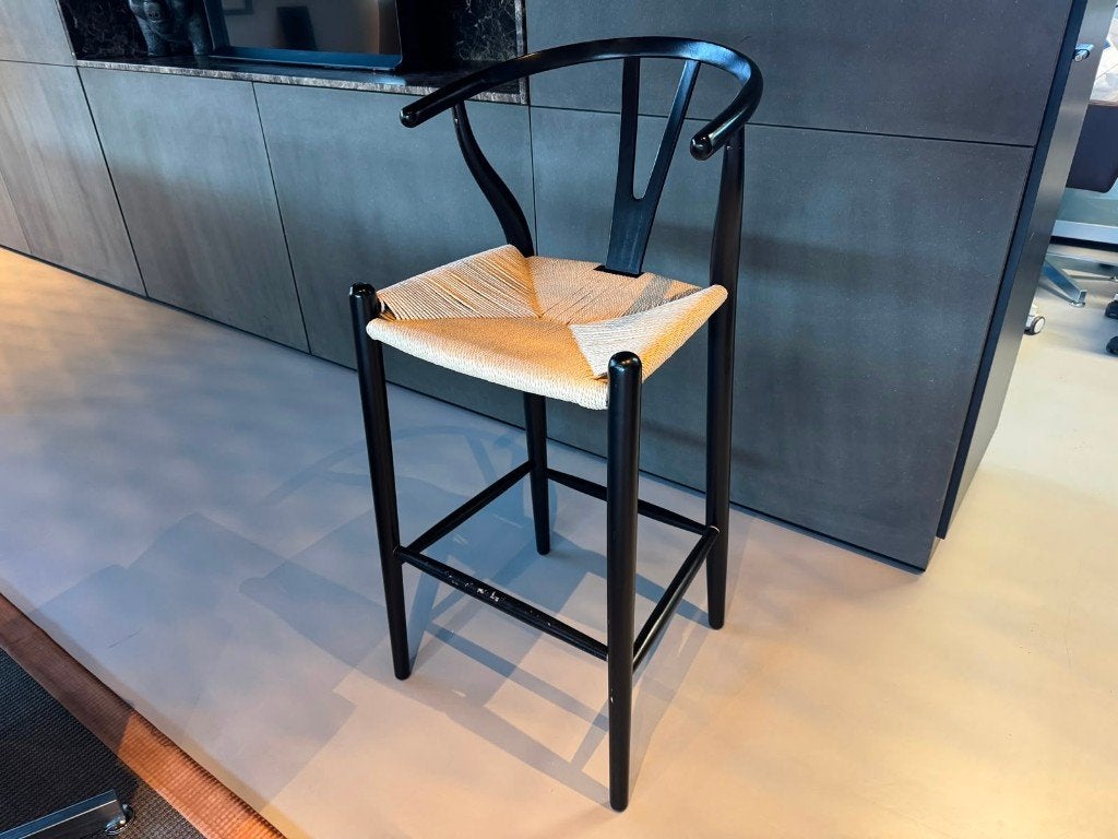 Hans Wegner Y-chair wishbone zwart gebruikt 3 stuks, Ophalen, Gebruikt, Met voetsteun, 60 tot 90 cm
