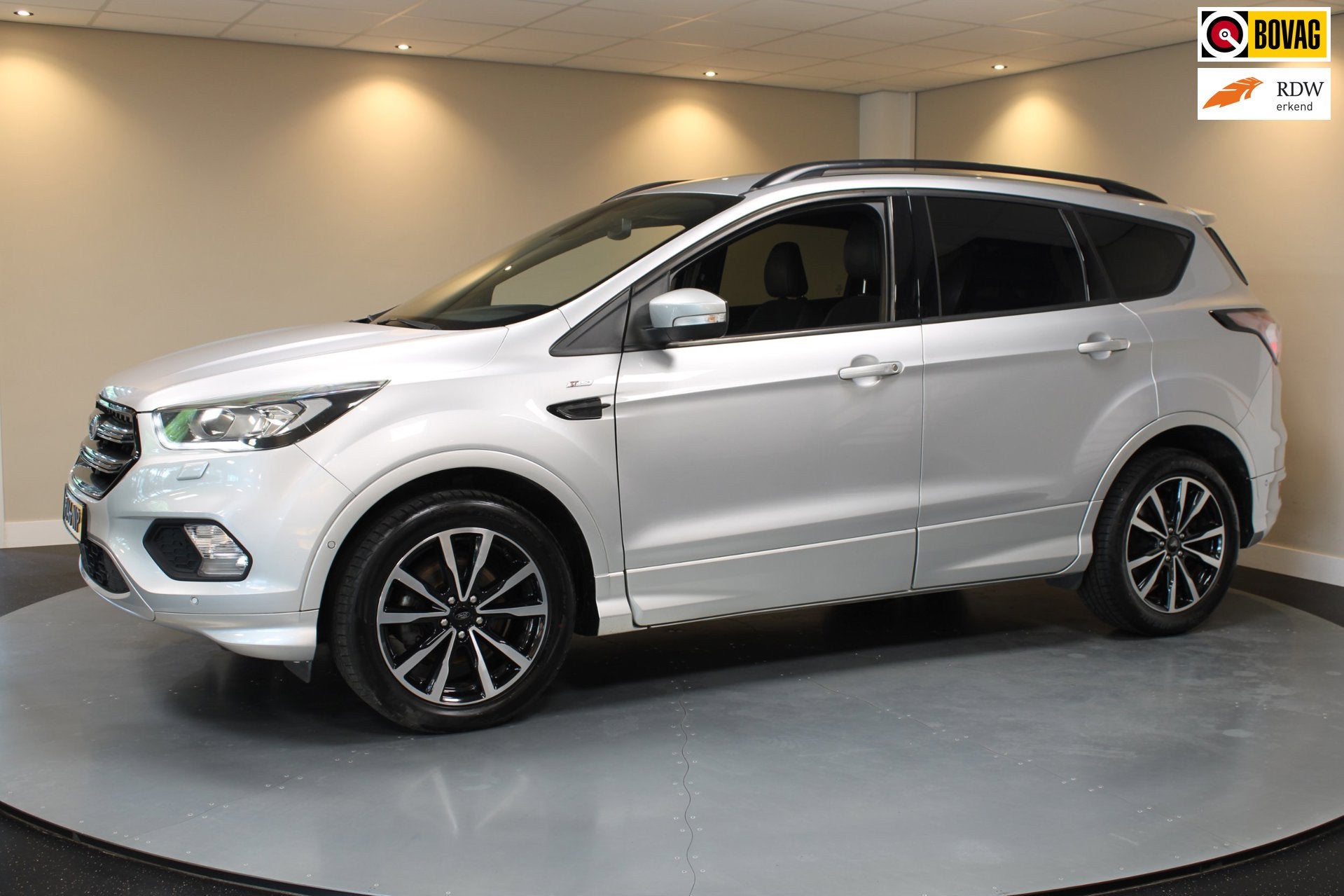 Ford Kuga 1.5 EcoBoost ST Line *Distr.riem VV* Carplay|Stoel, Auto's, Ford, Euro 6, 4 cilinders, Bedrijf, Handgeschakeld