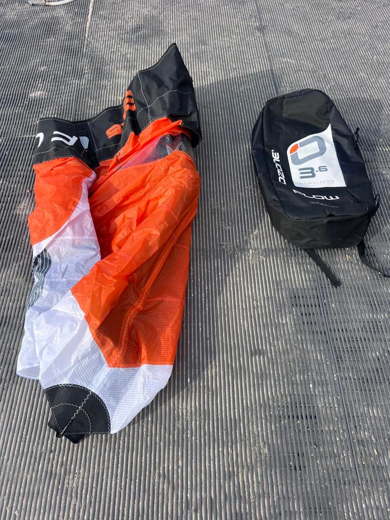 Ozone Flow 3.6 mt Wing oranje, Watersport en Boten, Wingsurfen, Zo goed als nieuw, Ophalen of Verzenden