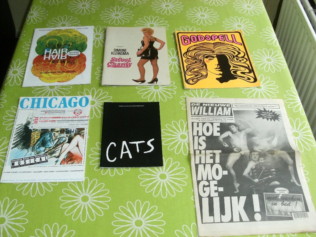 Vintage theater programmaboekjes van veel artiesten (6), Ophalen of Verzenden, Gebruikt, Boek, Tijdschrift of Artikel