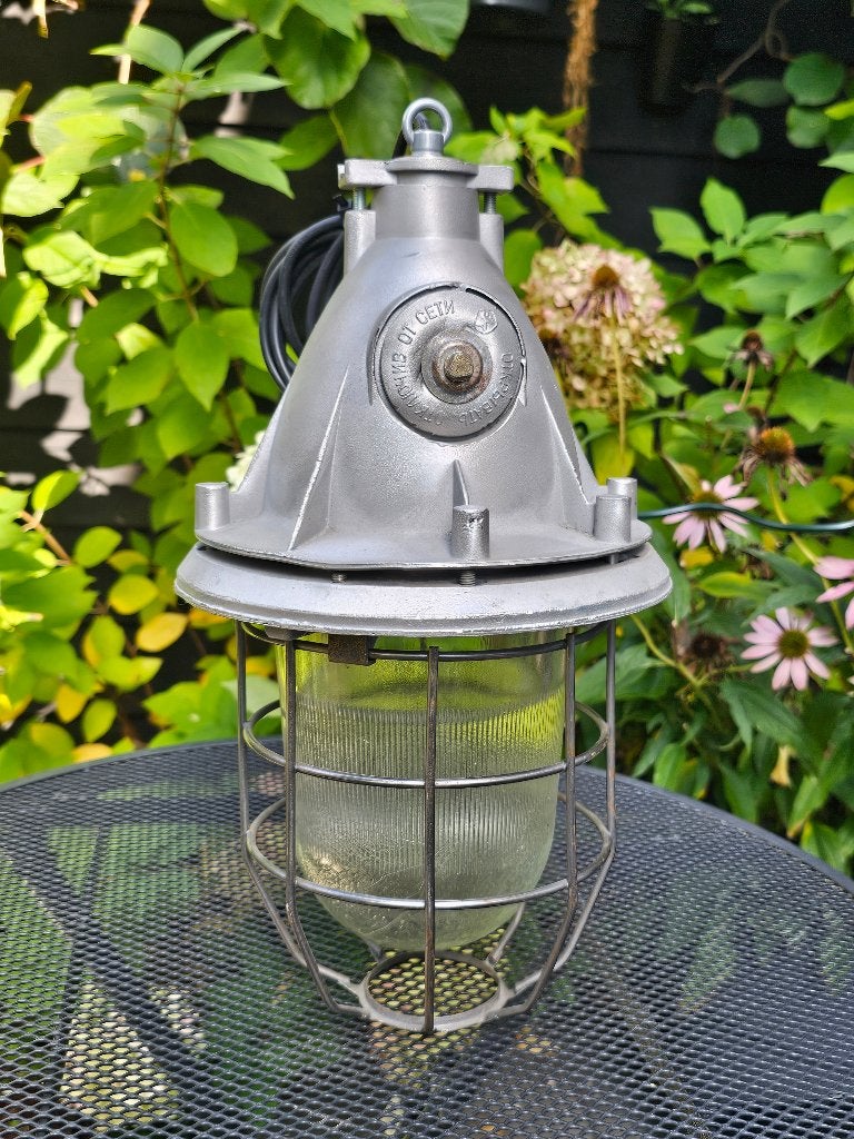 Industriële Bully Kooilamp - Stoere Korflamp - Bunkerlamp, Gebruikt, Grijs, E27 (groot), Ophalen of Verzenden