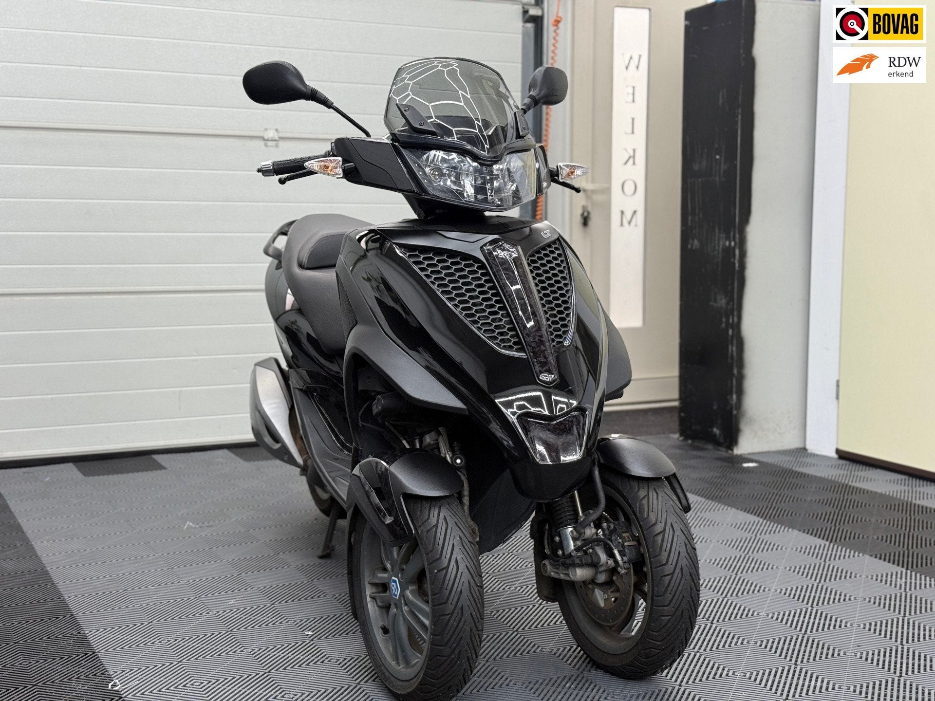Piaggio Scooter 300 MP3 Yourban BLACK CARBON, Motoren, Scooter, ABS, Automaat, 278 cc