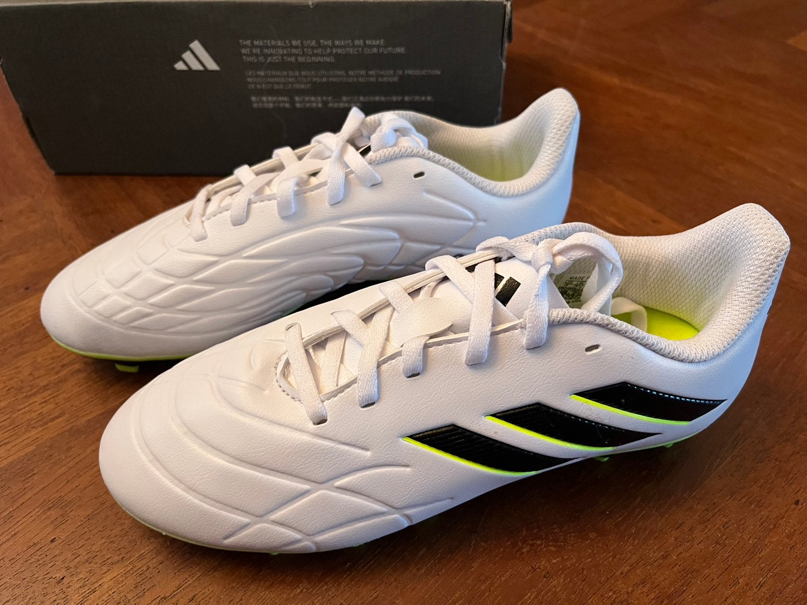 *NIEUW* Adidas Copa Pure.4 voetbalschoenen Maat 36, Sport en Fitness, Maat XS of kleiner, Ophalen of Verzenden, Zo goed als nieuw