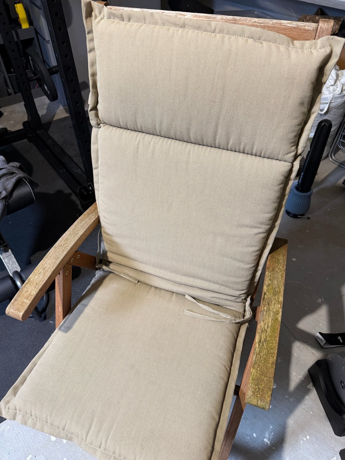 2 Houten tuinstoelen met kussen, Ophalen, Gebruikt, Hout
