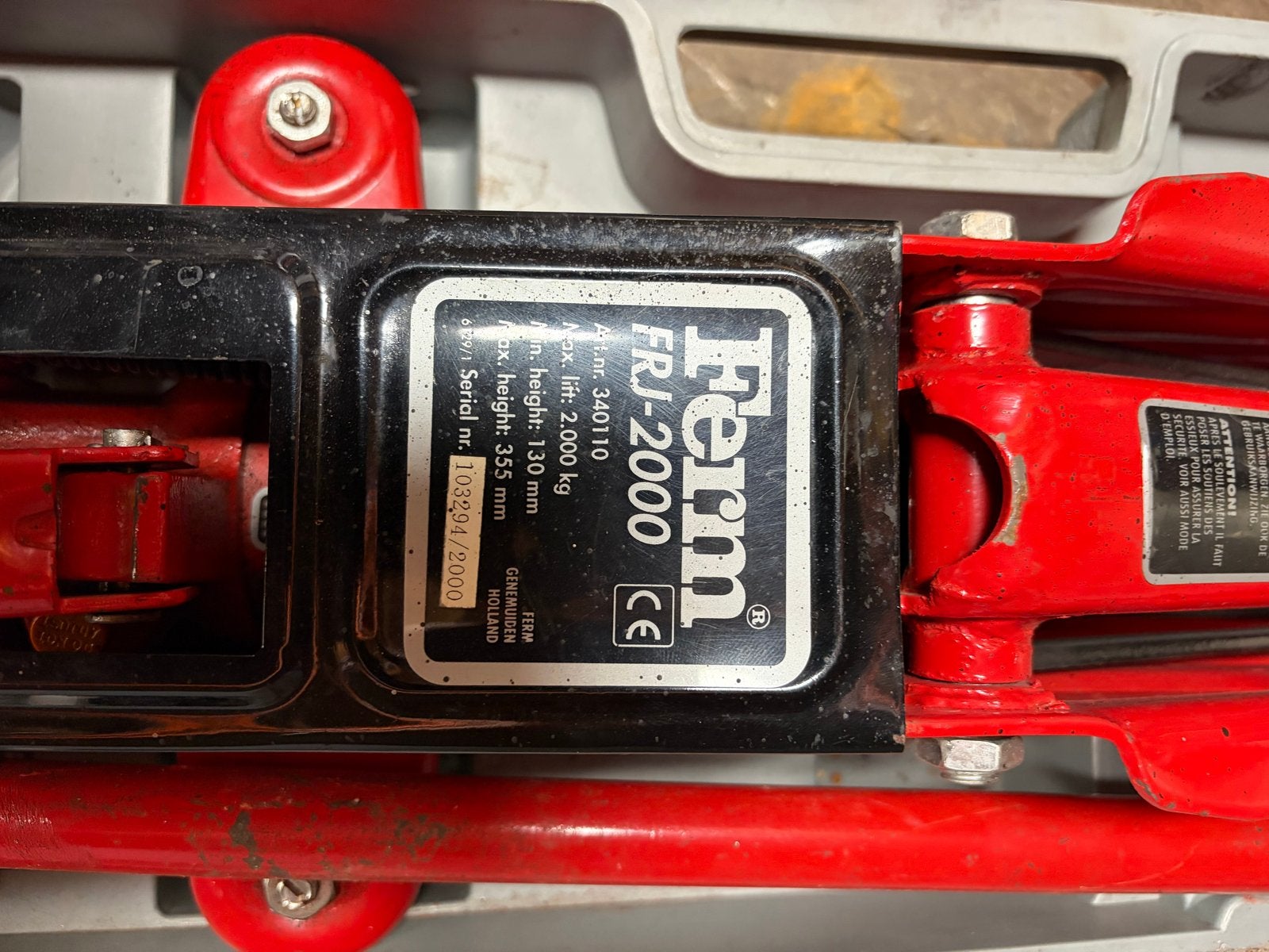 Ferm FRJ-2000 Garagekrik - 2000 kg hefvermogen, Auto diversen, Krikken, Gebruikt, Garagekrik, Hydraulisch, Ophalen