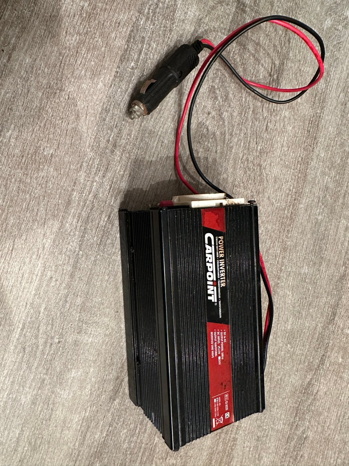 Carpoint Power Inverter 300W - 12V naar 230V, Ophalen of Verzenden, Gebruikt