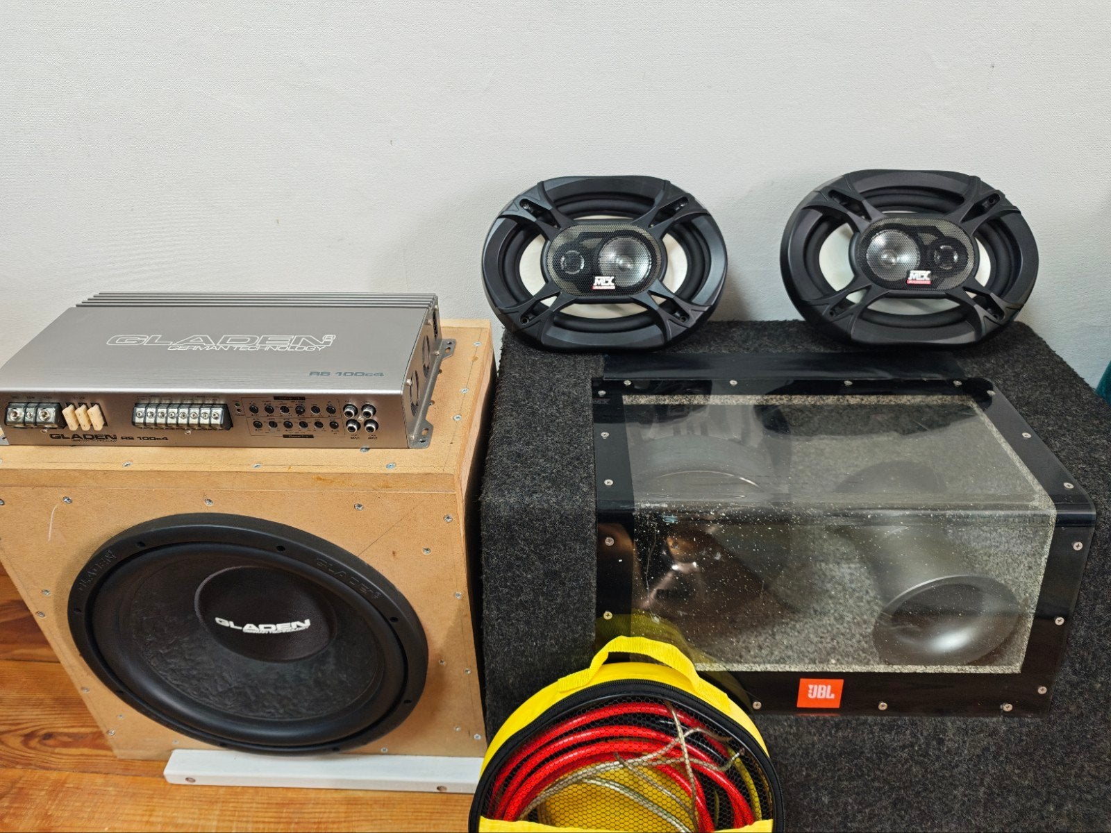 JBL, Gladen, MTX /Subwoofers, speakers & Versterker, Ophalen, Zo goed als nieuw