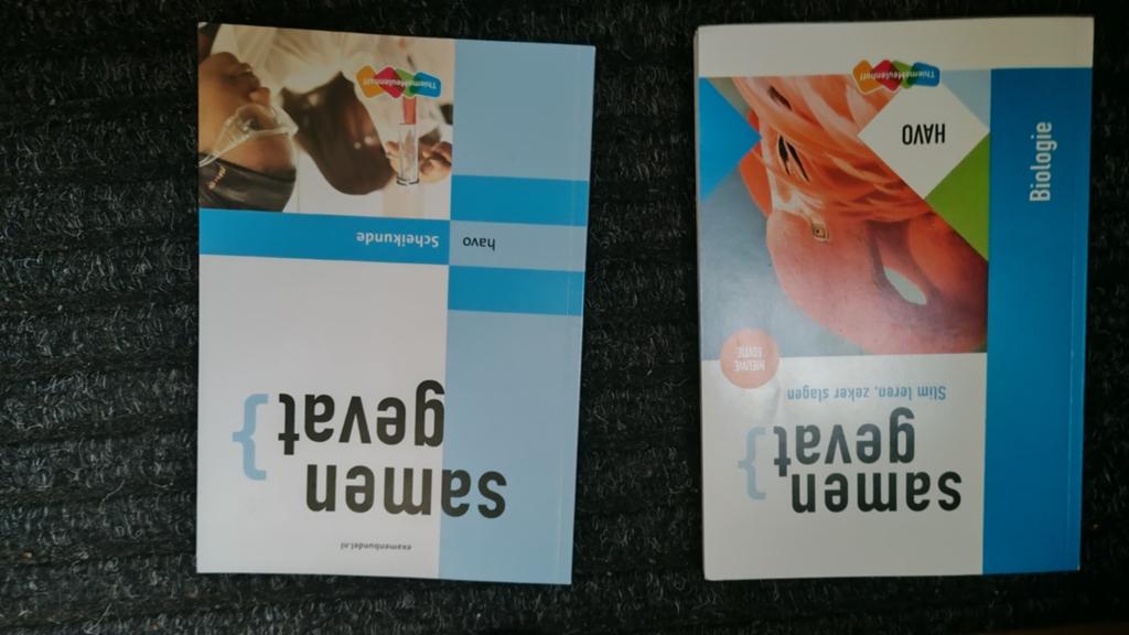 samen gevat biologie en scheikunde HAVO., Ophalen, Zo goed als nieuw, HAVO, Biologie
