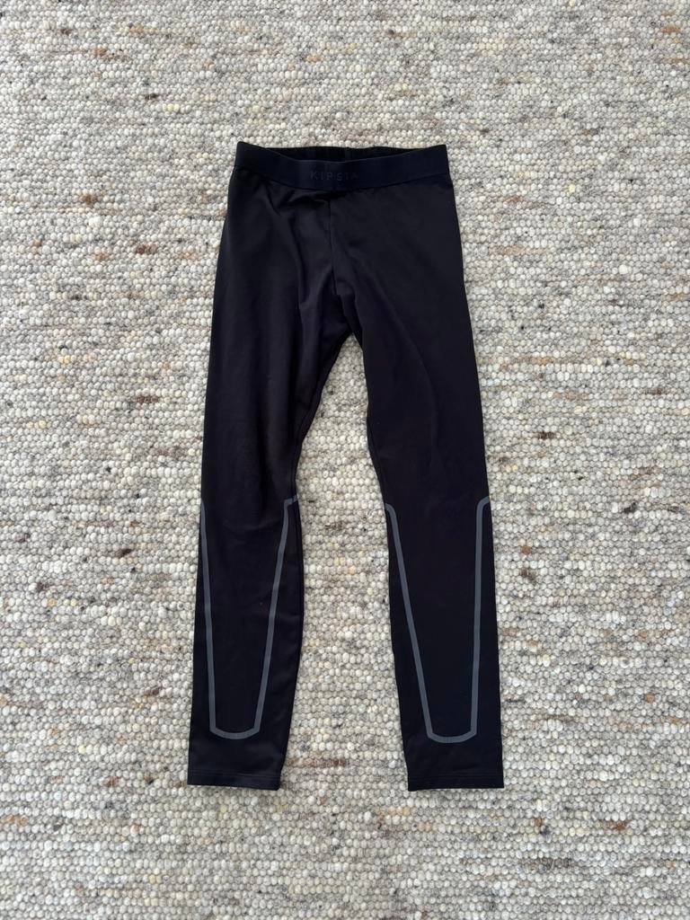Kipsta thermal tights zwart 146/152, Ophalen of Verzenden, Gebruikt, Jongen, Sport- of Zwemkleding