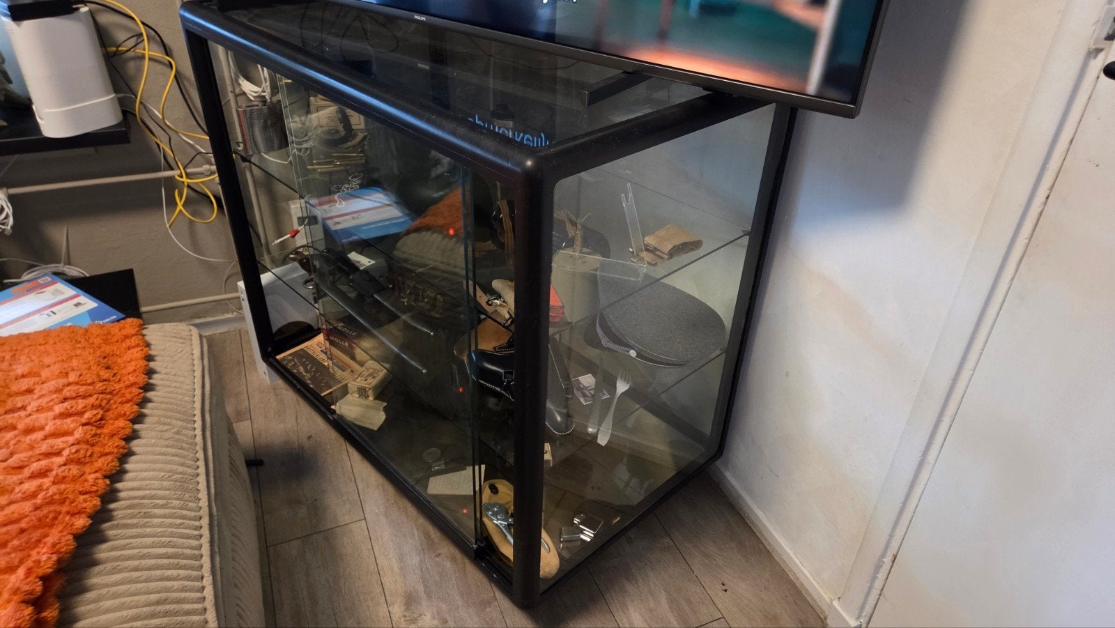 Metalen vitrinekast met schuifdeuren - 100x60x93 cm, Ophalen, 50 tot 100 cm, Glas, Minder dan 100 cm
