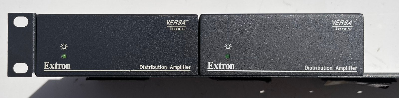 Extron VersaTools MDA 3V en MDA 5A distributie versterkers, Ophalen, Zo goed als nieuw, Audio
