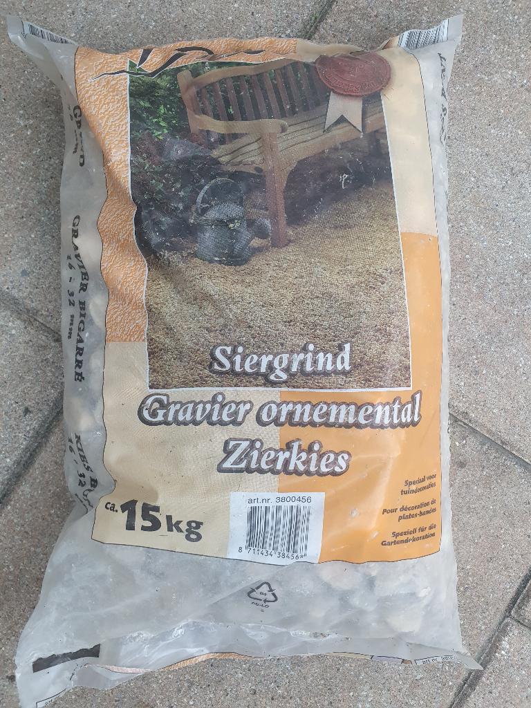 Nieuw: Siergrind gravier bigarre 16-32mm. 50+kg. 70% korting, Tuin en Terras, Grind, Keien en Split, Ophalen, Overige materialen