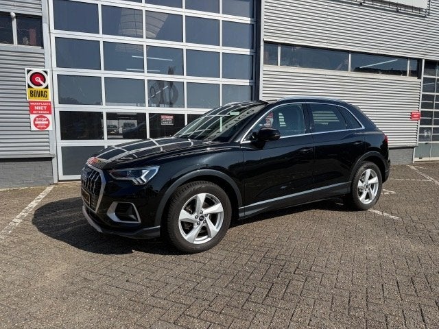 Audi Q3 35 TFSI 150pk Automaat, Airco, Cruise, Carplay, Auto's, Audi, Automaat, Parkeersensor, Euro 6, 4 cilinders