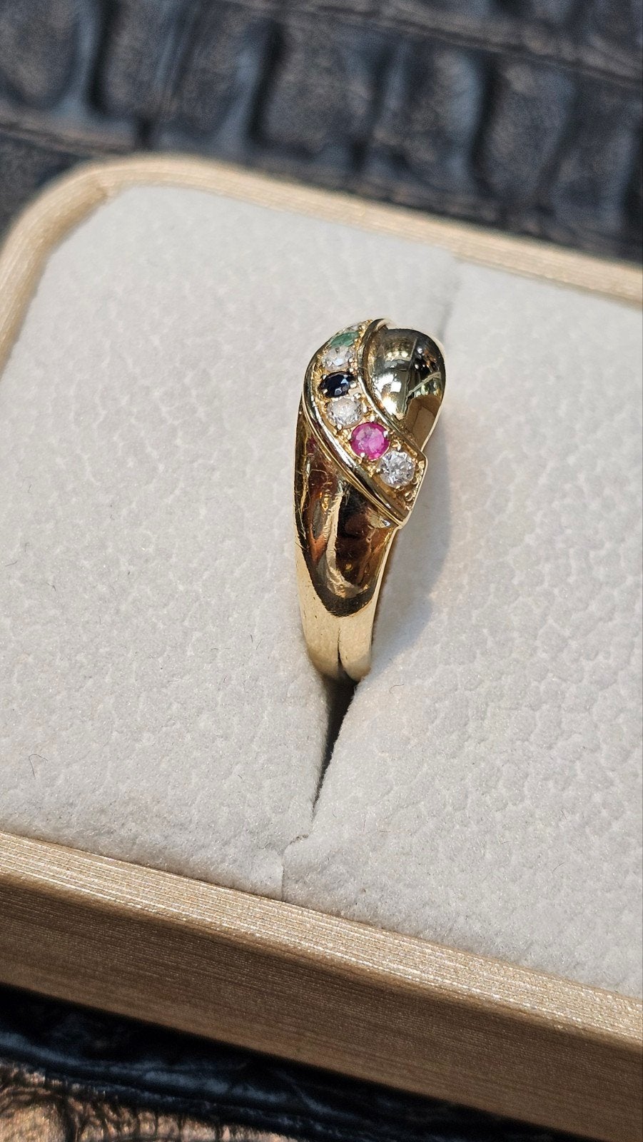Diamant Saffier Robijn en Smaragd vintage ring 14k, Nieuw, Ophalen of Verzenden, 17 tot 18, Dame
