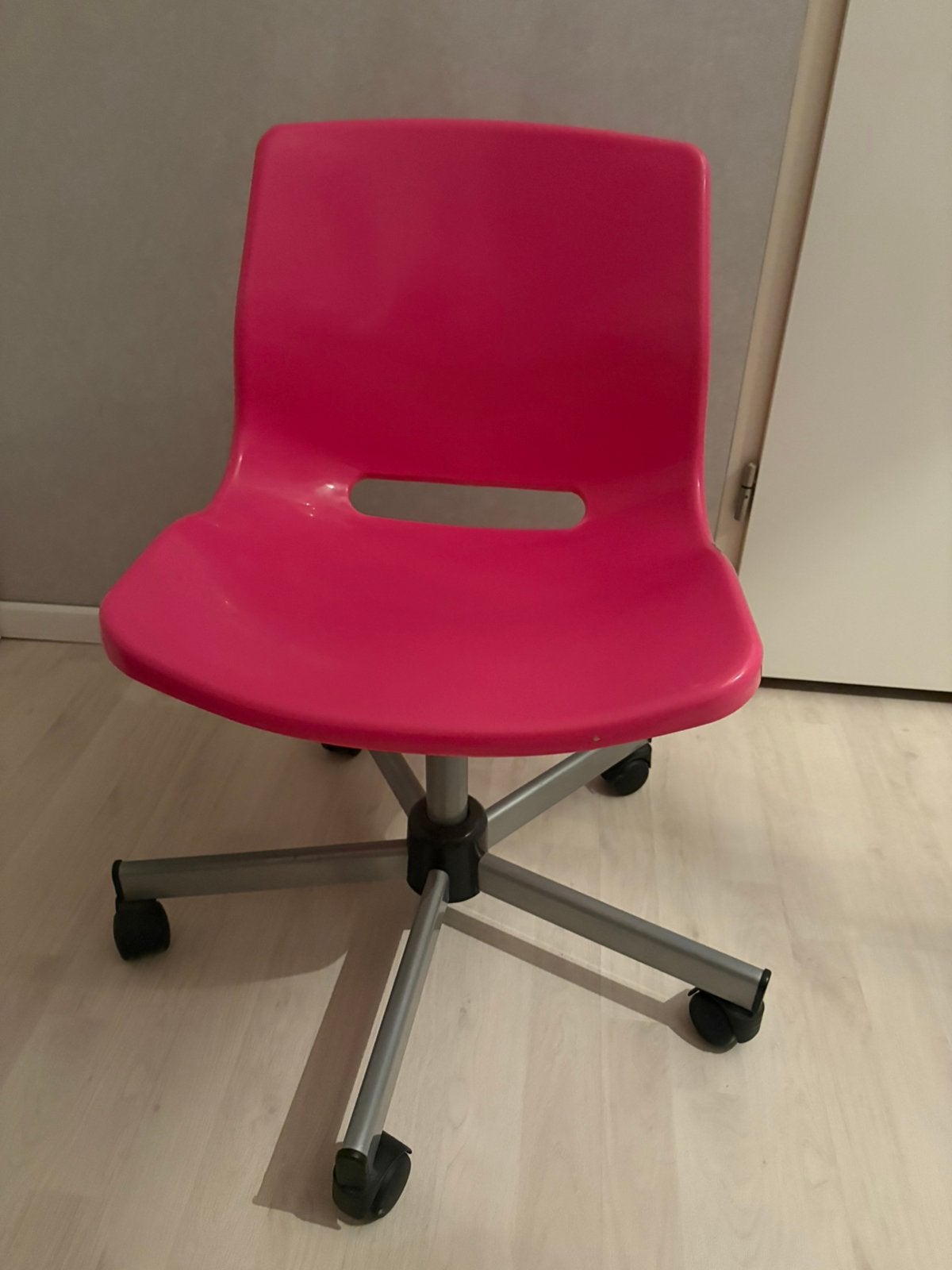 Roze bureaustoel ikea, Ophalen, Gebruikt, Roze, Bureaustoel