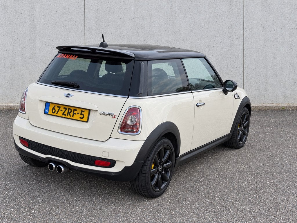 Mini Cooper S 1.6 R56 Leer Pano Dak Nwe APK ELKE ZONDAG OPEN, Auto's, Voorwielaandrijving, Gebruikt, 4 cilinders, 4 stoelen
