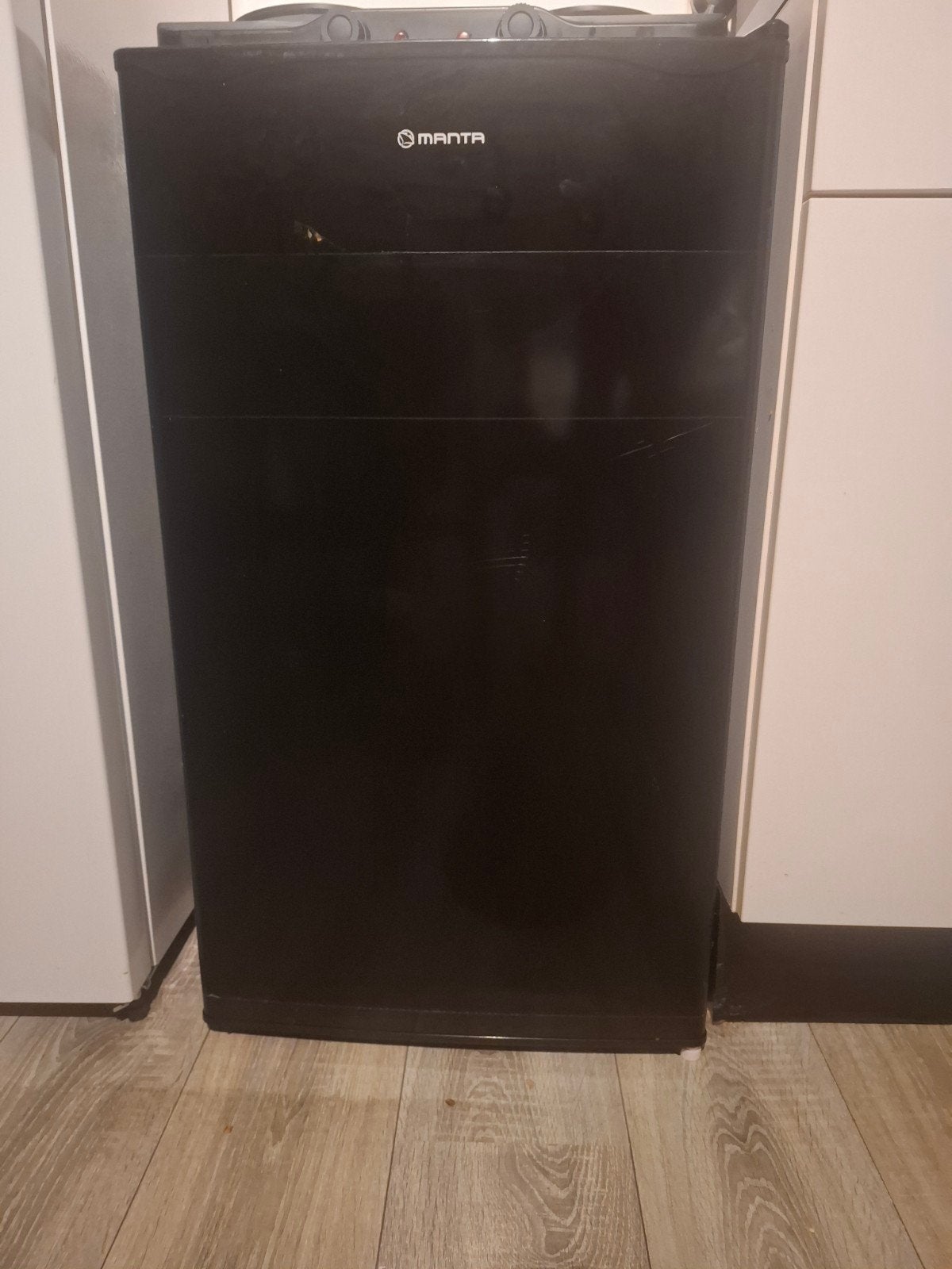Manta Mini Koelkast met Vriesvak - Compact en Efficiënt, 85 tot 120 cm, Gebruikt, 75 tot 100 liter, Ophalen of Verzenden