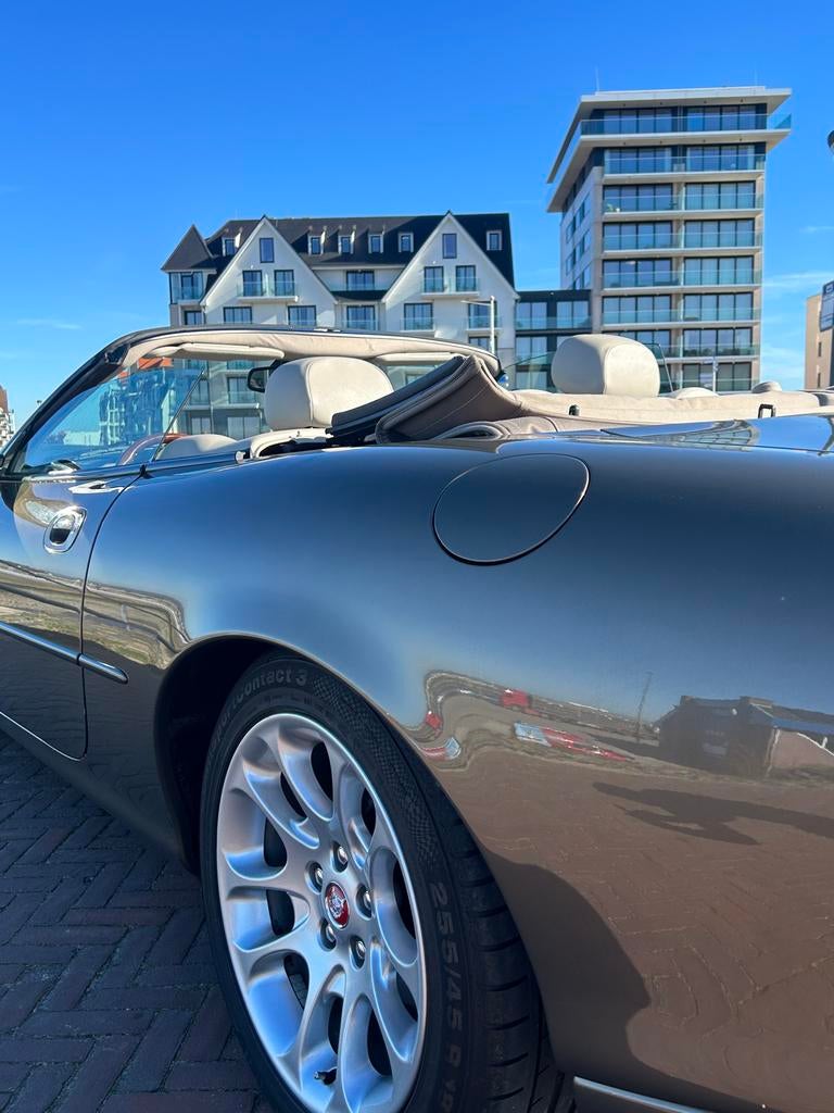 Jaguar XKR 4.0 Supercharger Convertible 2000 Bruin, foto 7