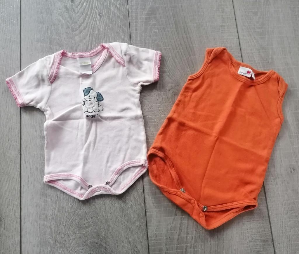 2x rompertjes 50/56, Ophalen of Verzenden, Gebruikt, Meisje, Nacht- of Onderkleding