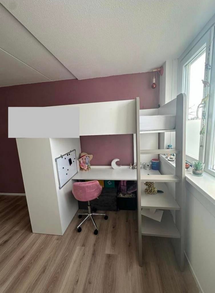 Hoogslaper met bureau en kast - Zonder stoel, Ophalen of Verzenden, Zo goed als nieuw, Hoogslaper