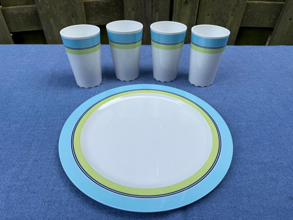 Mepal Rösti 4 melkbekers en dinerbord turquoise/groen, Ophalen of Verzenden, Zo goed als nieuw
