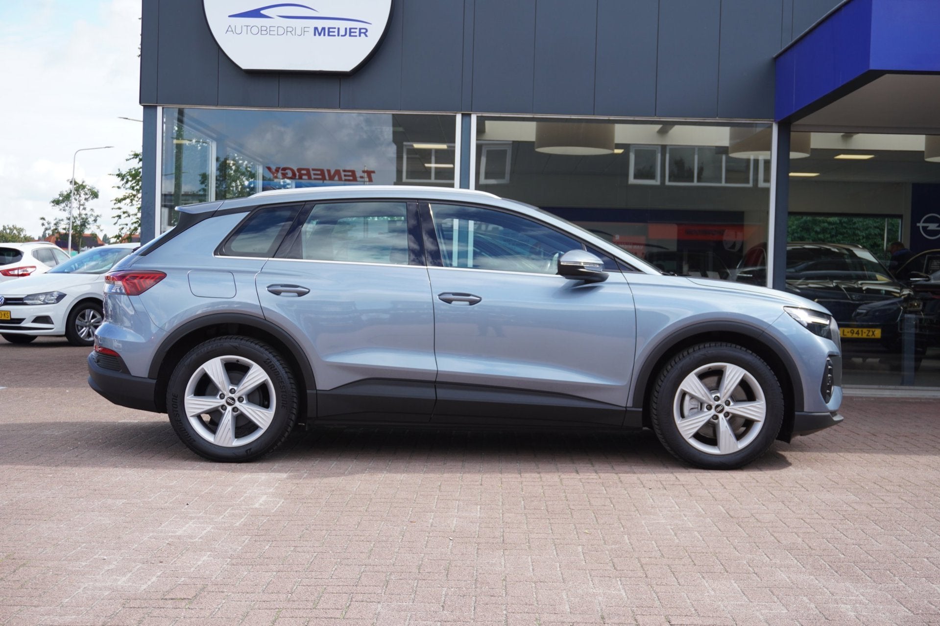 Audi Q4 e-tron 40 Launch edition 77 kWh | Automaat | Navigat, Auto's, Dealer onderhouden, Gebruikt, 520 km, Blauw