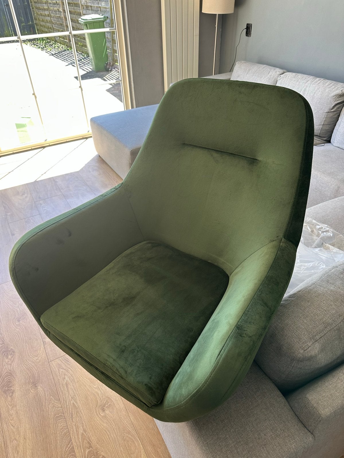 Groene fluwelen schommelstoel - Nebel Rocking Chair, Ophalen, 75 tot 100 cm, Zo goed als nieuw, Stof