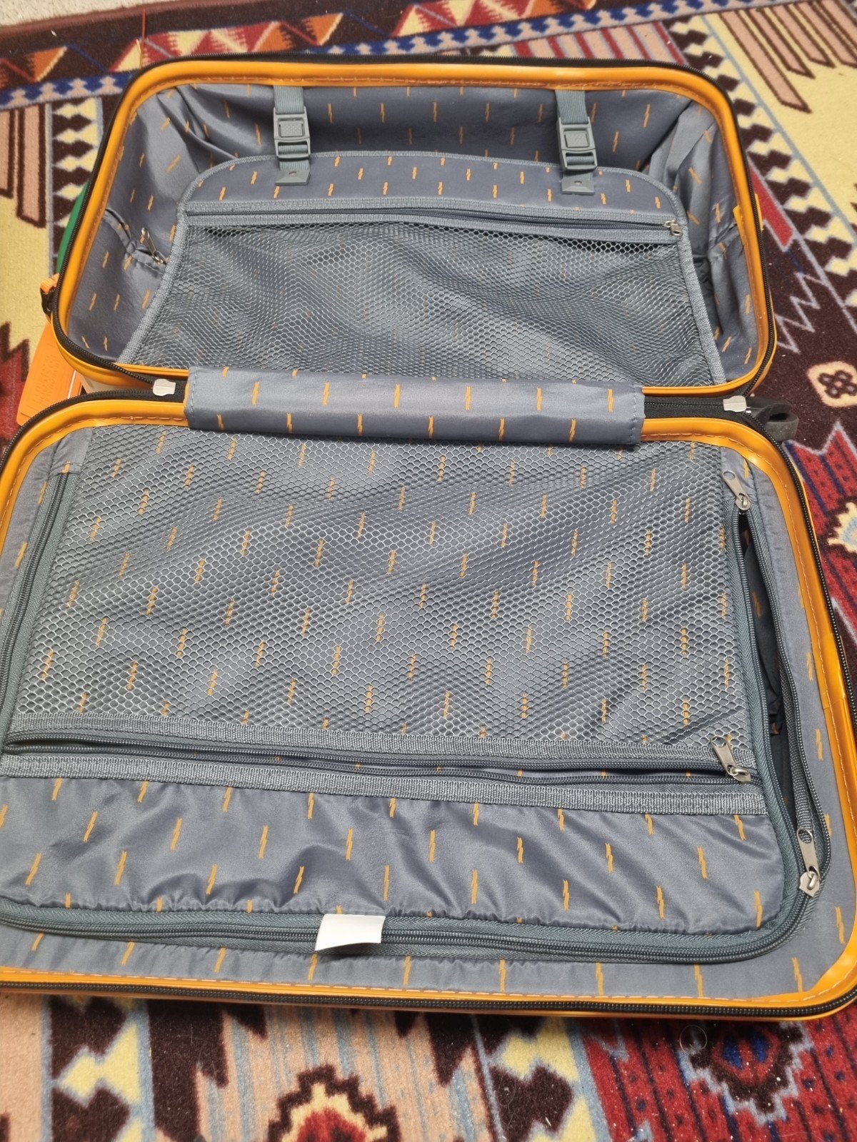 trolley, Sieraden, Tassen en Uiterlijk, Koffers, Ophalen of Verzenden, Zo goed als nieuw, Hard kunststof, 50 tot 60 cm