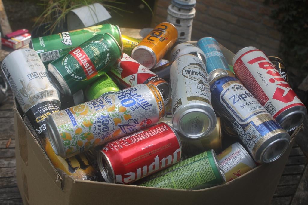 Blikjes div. soorten uit Duitsland Polen Ned. Belgie, Ophalen of Verzenden, Zo goed als nieuw, Frisdrank, Overige merken