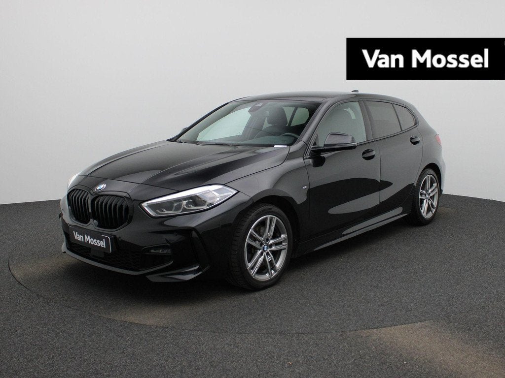 BMW 1-serie 116i Business Edition Plus M-sport Aut. | Sports, Auto's, BMW, 12 maanden, Gebruikt, Zwart, Leder